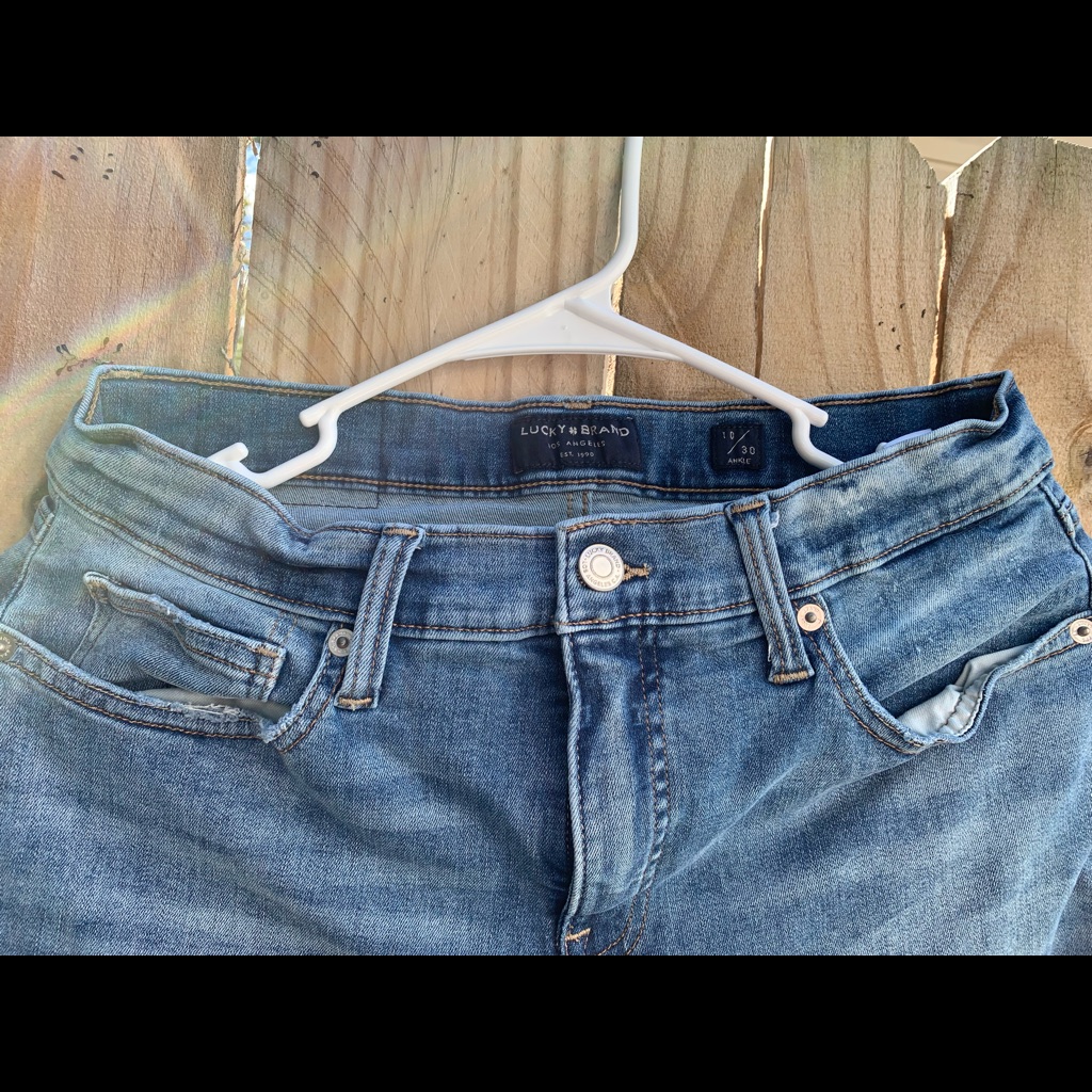 Size 3010 Lucky Brand Jeans